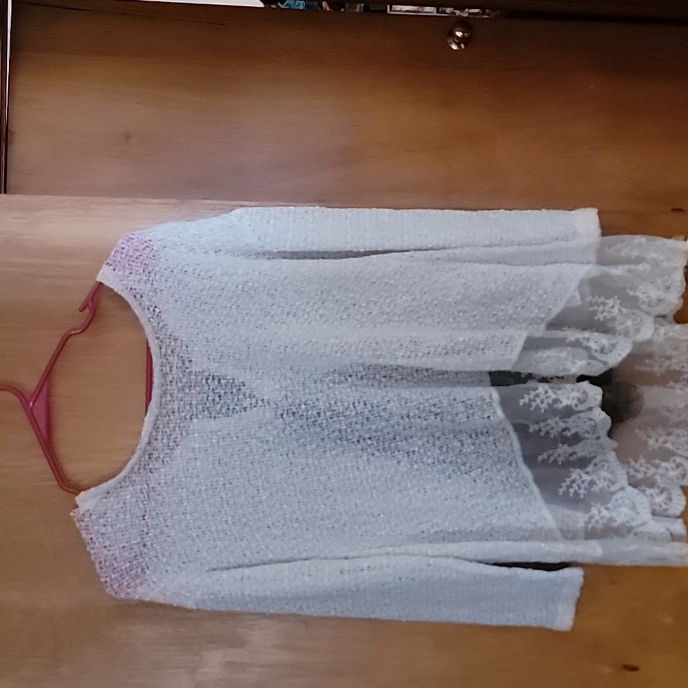 Areve sweater, medium